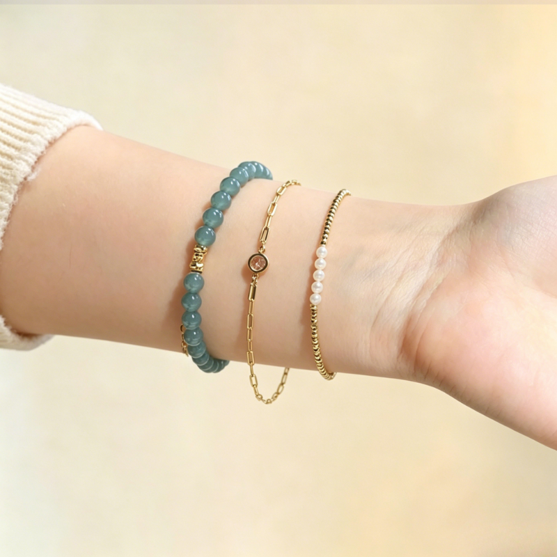 Minimalist Stackable