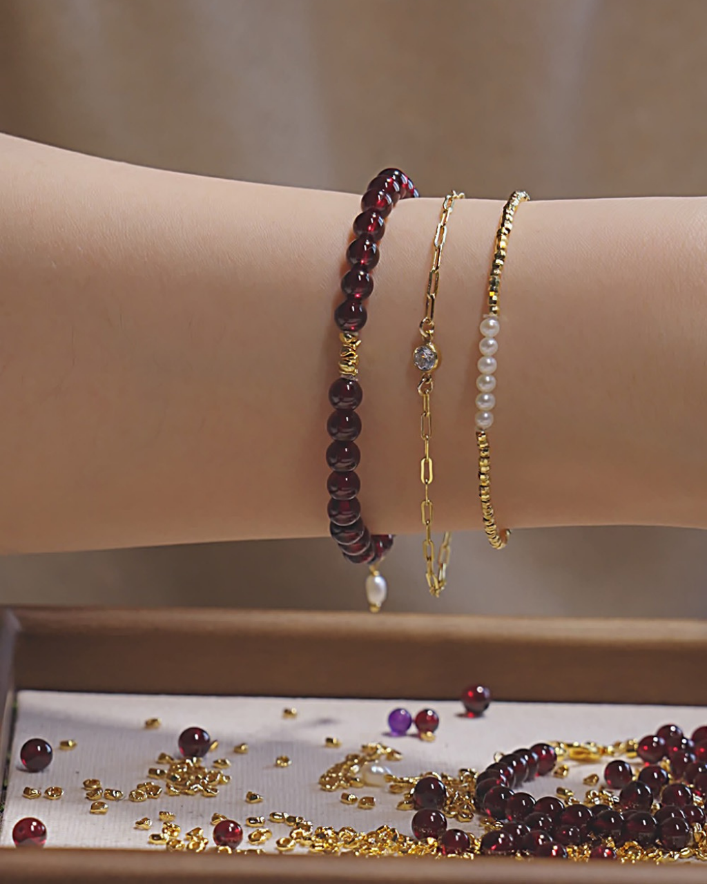 Everluck Garnet Bracelet, Women's Luck