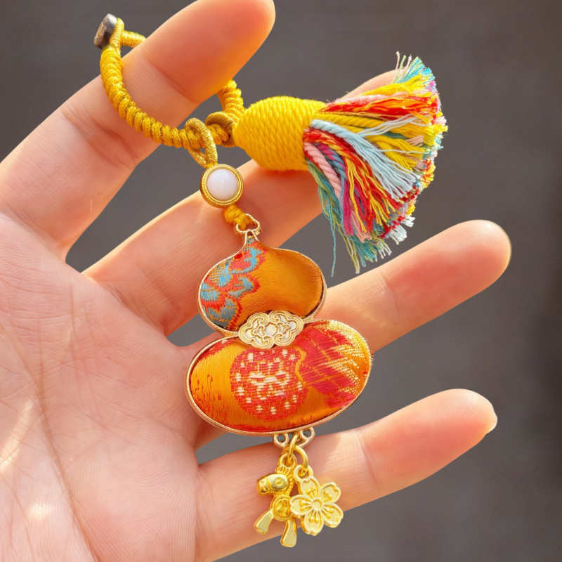 Double-Sided Gourd Charm | Chinese Embroidery Song Jin Talisman for Fortune