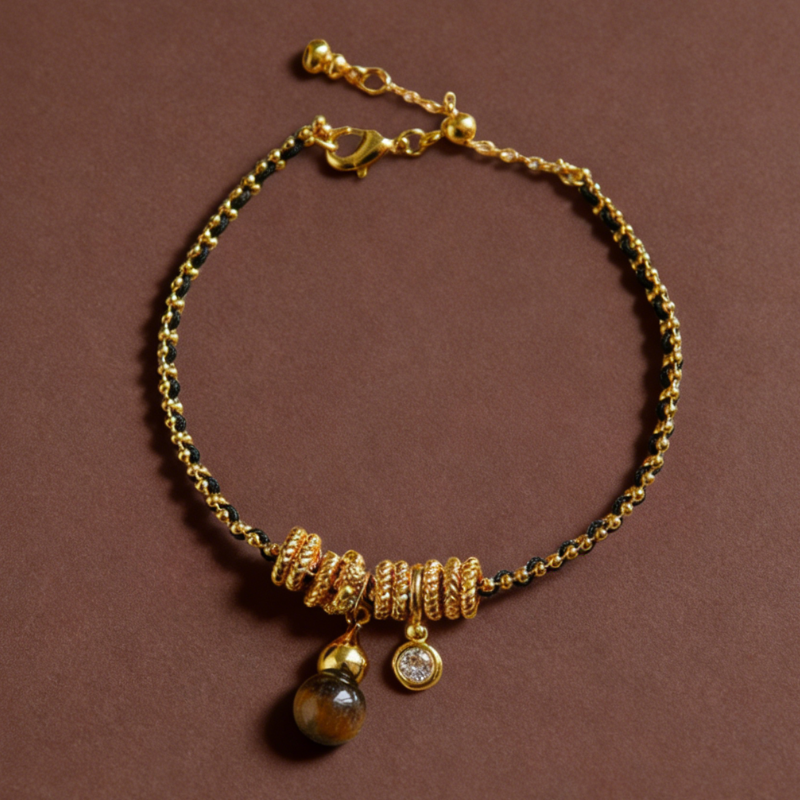 Red String Bracelet｜Tiger‘s Eye  - Courage & Protection