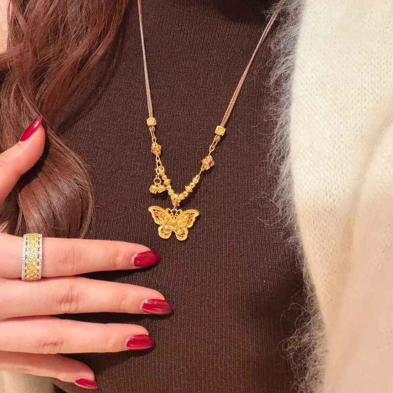 Gold-Plated 925 Silver｜Butterfly Necklace – Grace & Transformation