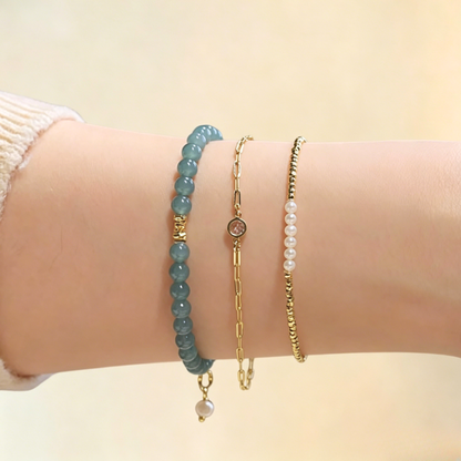 Bracelet | Wrist Galaxy – Pearls & Gold for Year-Round Prosperity & Elegance