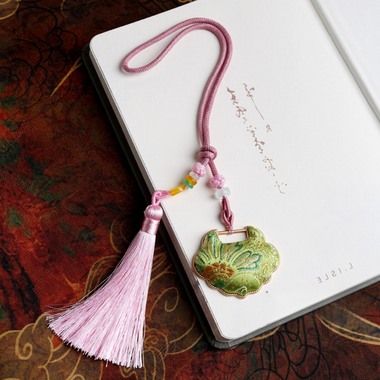 Ruyi Lock Amulet Charm | Chinese Embroidery Song Jin Protective Symbol