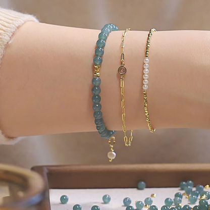 Bracelet | Wrist Galaxy – Pearls & Gold for Year-Round Prosperity & Elegance