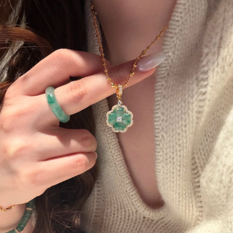 Gold-Plated 925 Silver｜Chalcedony Four-Leaf Clover Jewelry Set (Bracelet + Necklace)