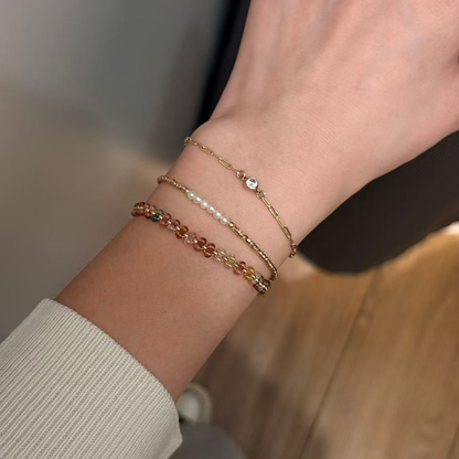 Bracelet | Wrist Galaxy – Pearls & Gold for Year-Round Prosperity & Elegance