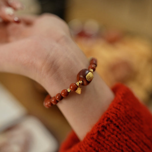 Bracelet｜"Enduring Fortune" Red Agate & Hetian Jade for Health & Vitality