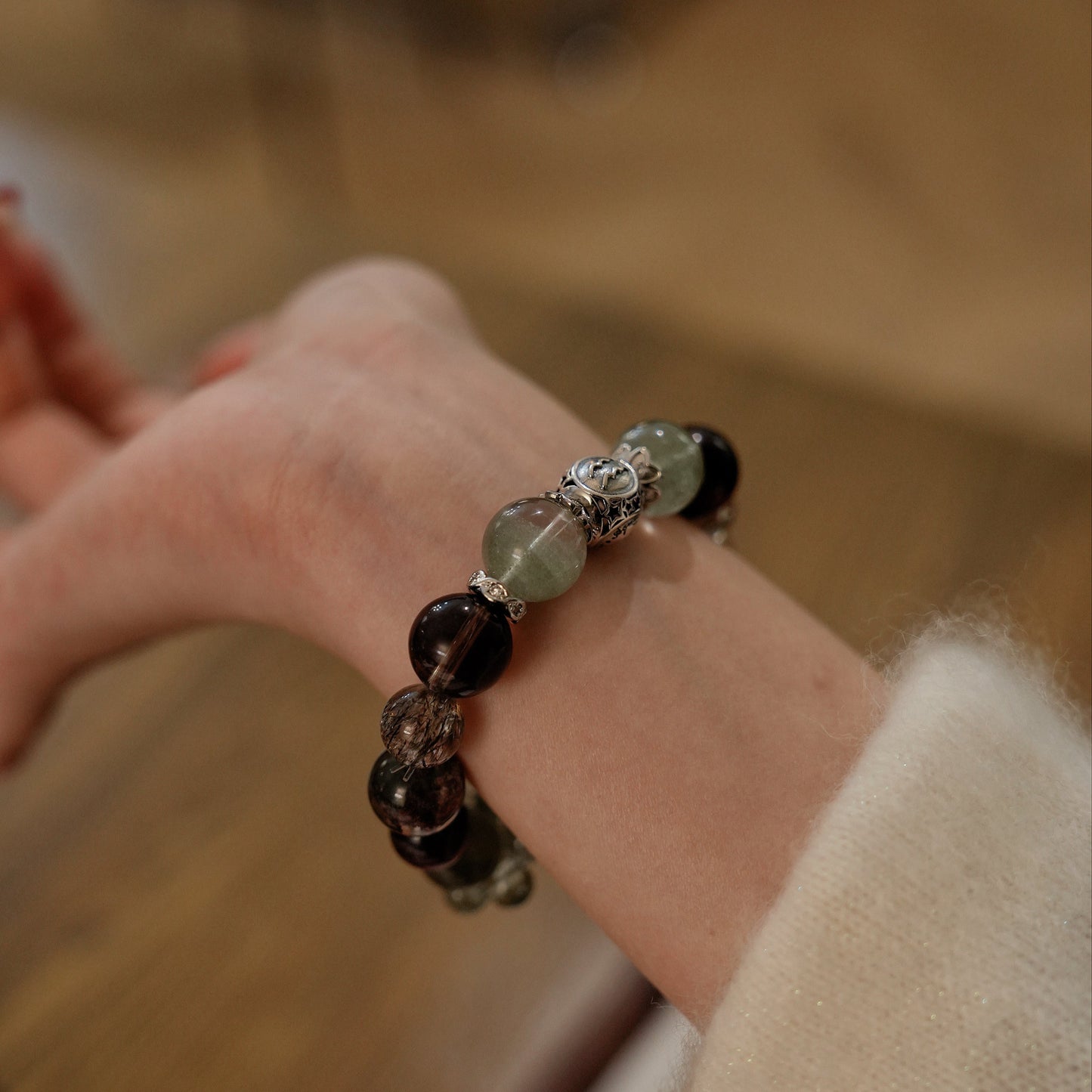 「Aquarius」Bracelet｜Green Crystals & Black Gold Super Seven for Positive Energy, Courage & Vitality