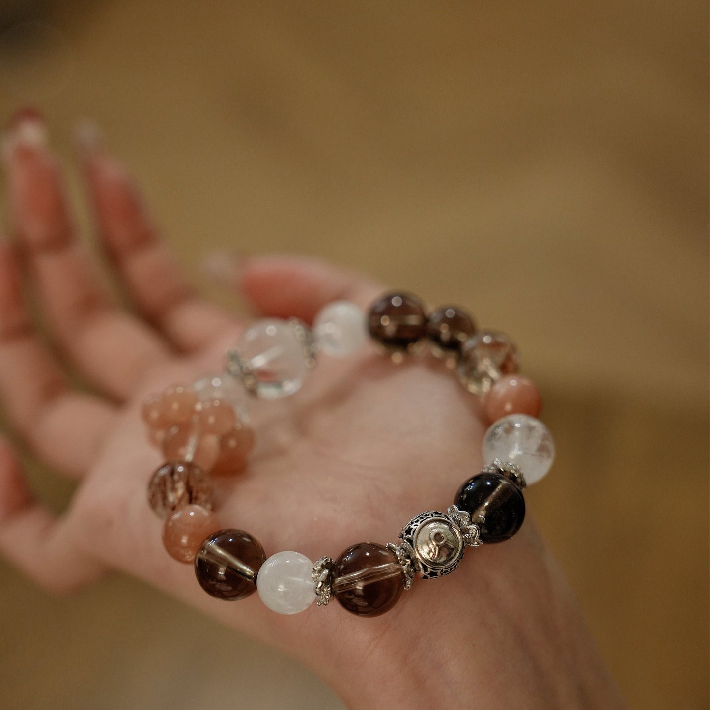 「Taurus」Bracelet｜Sunstone & Rose Quartz for Healing, Cooperation, Joy & Empathy