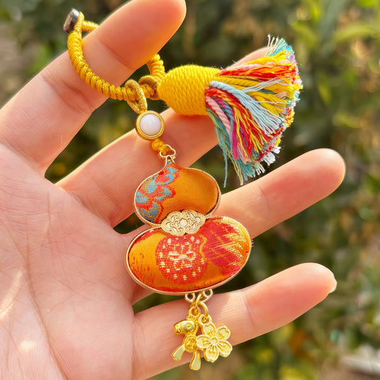Double-Sided Gourd Charm | Chinese Embroidery Song Jin Talisman for Fortune