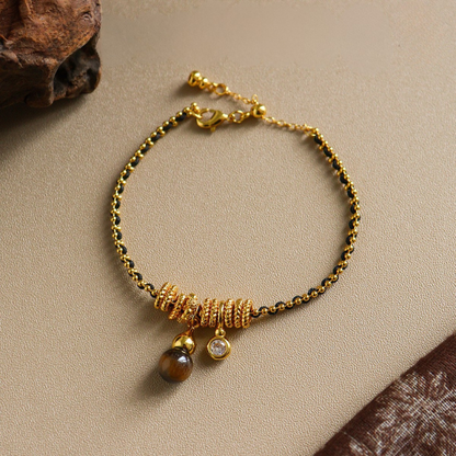 Red String Bracelet｜Tiger‘s Eye  - Courage & Protection